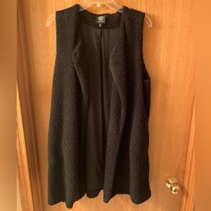 Black Bobeau vest/cardigan